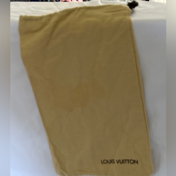 Designer Dustbags For Sale - Picture 5 of 7